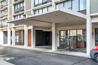 Horizion House in Chicago, IL - Building Photo - Building Photo