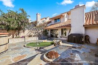 20981 Coastview Ln in Huntington Beach, CA - Foto de edificio - Building Photo