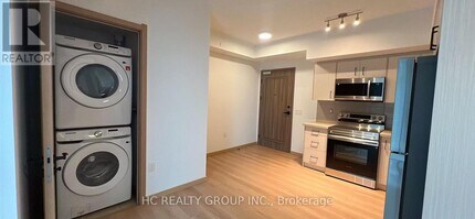 3429 Sheppard Ave E in Toronto, ON - Building Photo - Building Photo