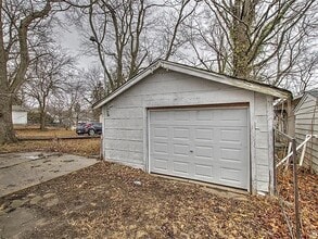 1163 N Hill Ave in Decatur, IL - Foto de edificio - Building Photo