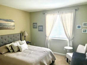 411 Forest Park Blvd in Oxnard, CA - Building Photo - Building Photo