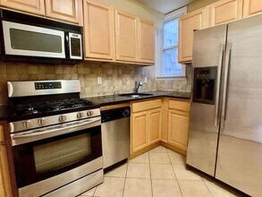 3481 KENNEDY Blvd in Jersey City, NJ - Building Photo - Building Photo