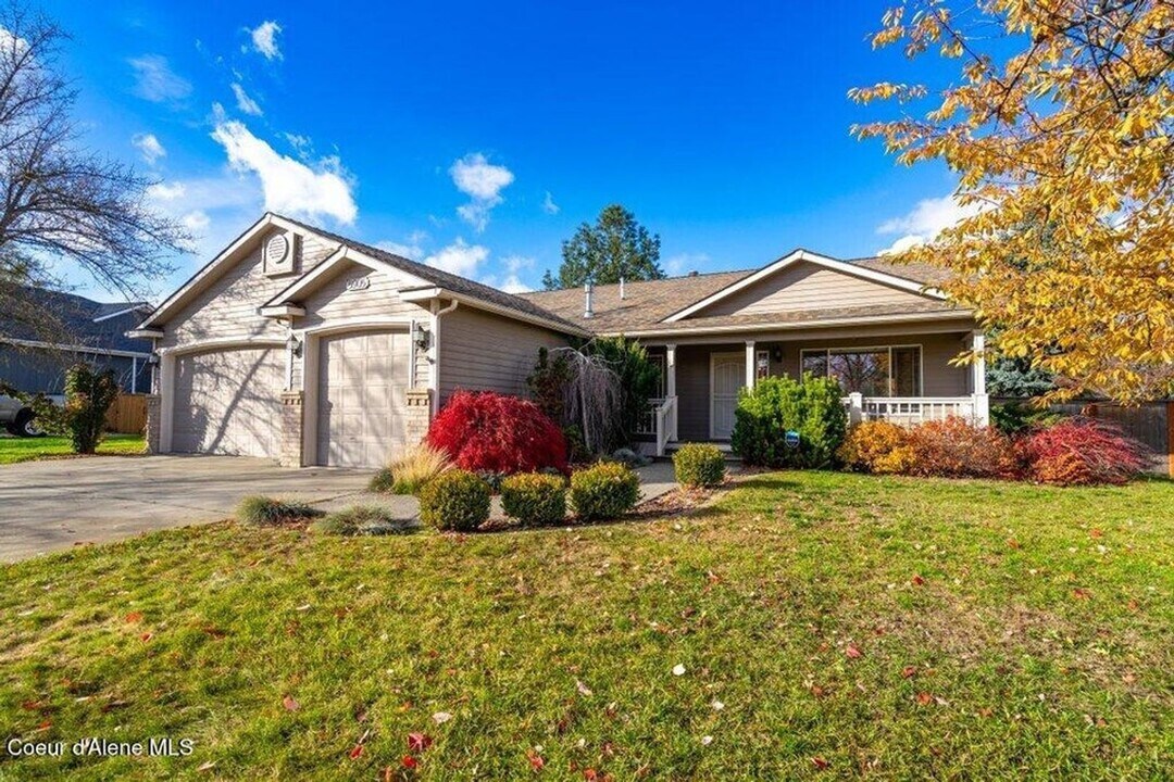 5905 N Stafford Rd in Coeur d'Alene, ID - Building Photo