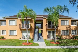 Winchester Gardens in Homestead, FL - Foto de edificio - Building Photo