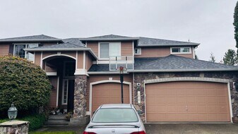 3616 209th St SE in Bothell, WA - Building Photo