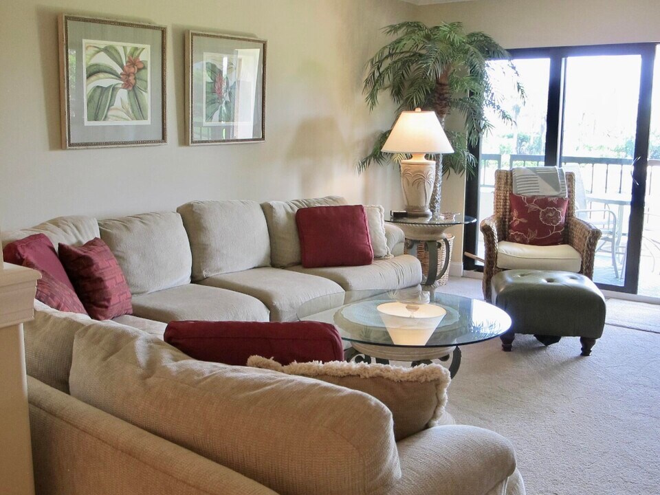101 Ocean Bluffs Blvd in Jupiter, FL - Building Photo