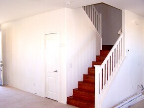 37815 Banyan Pl in Palmdale, CA - Building Photo - Building Photo
