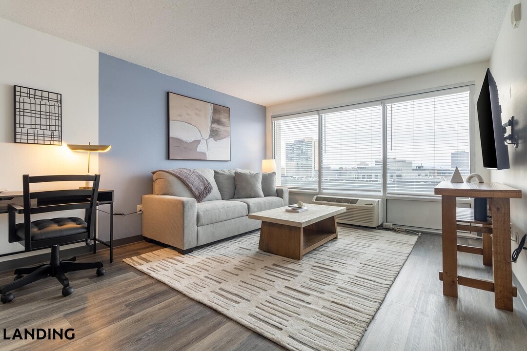 50 Morgan St N, Unit 1010 in Hartford, CT - Foto de edificio