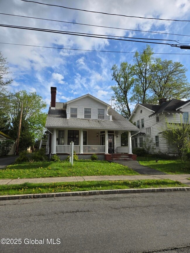 246 New Scotland Ave in Albany, NY - Building Photo - Building Photo