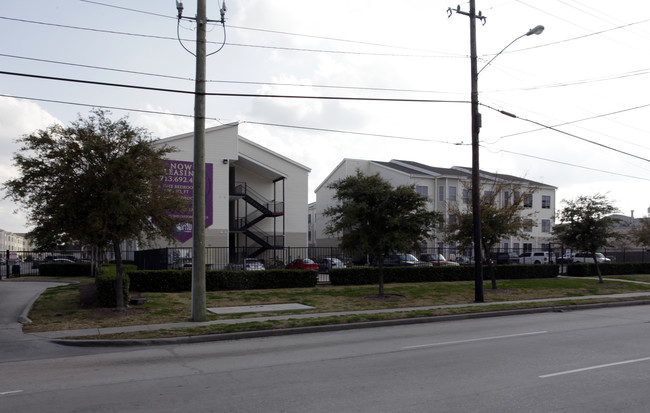 Concord at Little York in Houston, TX - Foto de edificio - Building Photo