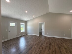 111 West End Ave in Shelbyville, TN - Building Photo - Building Photo