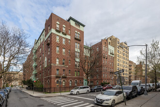 49 E 19th St in Brooklyn, NY - Building Photo - Primary Photo