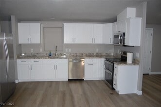1591 Avellaneda St in Pahrump, NV - Building Photo - Building Photo