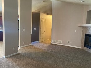 14817 Mary St in Omaha, NE - Building Photo - Building Photo