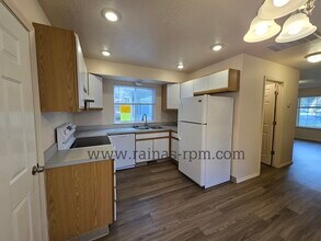 1885 N Allumbaugh St in Boise, ID - Building Photo - Building Photo