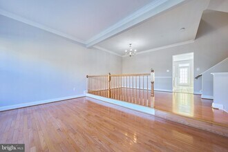685 Springhouse Square SE in Leesburg, VA - Building Photo - Building Photo