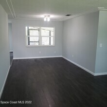 990 Butia St in Merritt Island, FL - Building Photo - Building Photo