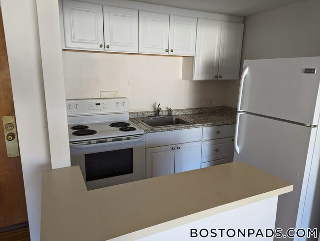 189 W Wyoming Ave in Melrose, MA - Building Photo - Building Photo