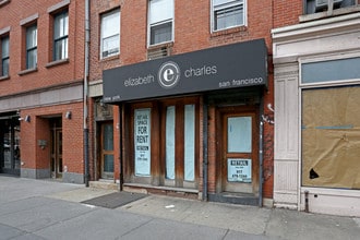 639 1/2 Hudson St in New York, NY - Building Photo - Building Photo