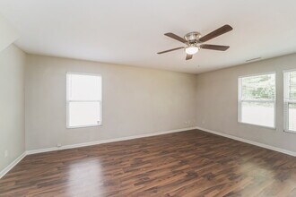 7606 Eben Dr in Charlotte, NC - Building Photo - Building Photo