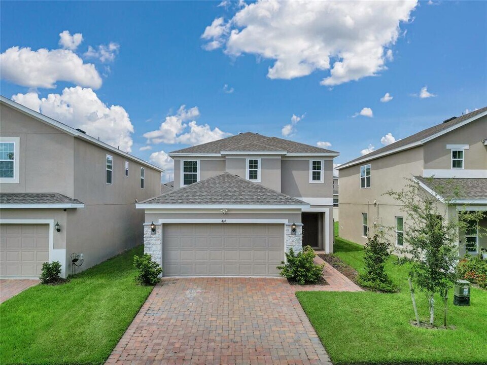 414 North Blvd E in Davenport, FL - Building Photo