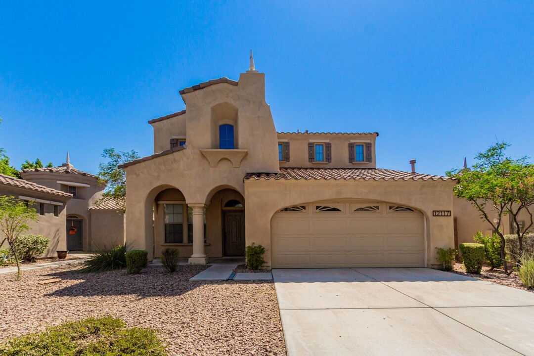 12117 W Ashby Dr in Peoria, AZ - Building Photo