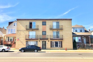 1426 S Cicero Ave in Cicero, IL - Building Photo - Primary Photo