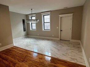 504 Broadway St, Unit B in New Haven, IN - Building Photo - Building Photo