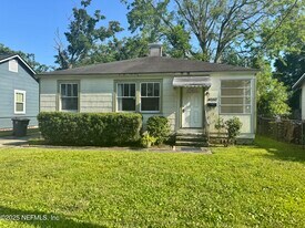 4050 Dellwood Ave in Jacksonville, FL - Building Photo