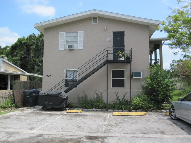 Largo 4 Unit Apartment