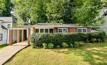 2454 Drew Valley Rd NE in Atlanta, GA - Building Photo - Building Photo