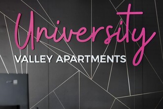 University Valley Apartments in Tempe, AZ - Building Photo - Building Photo