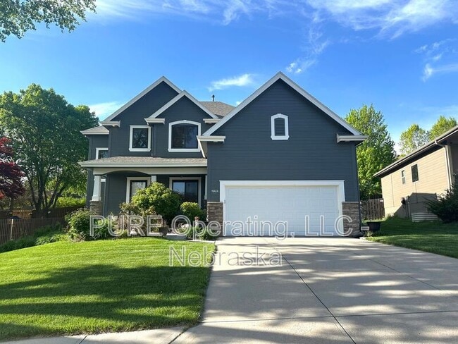 property at 18424 Howard St