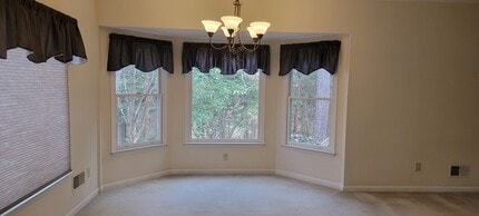 105 Amick St in Lexington, SC - Foto de edificio - Building Photo