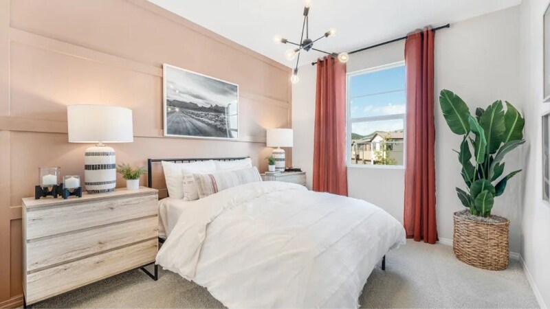 34495 Agave Dr in Winchester, CA - Building Photo