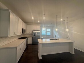 133 Grn Knl Ln in Georgetown, TX - Building Photo - Building Photo