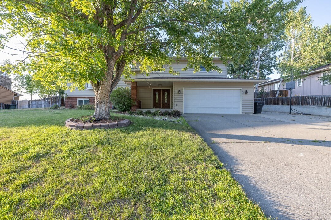 583 Sahara Dr in Billings, MT - Building Photo