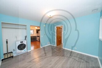 5222 W Belmont Ave in Chicago, IL - Building Photo - Building Photo