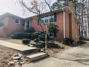 3220 Glenview Ave in Colonial Heights, VA - Building Photo - Building Photo
