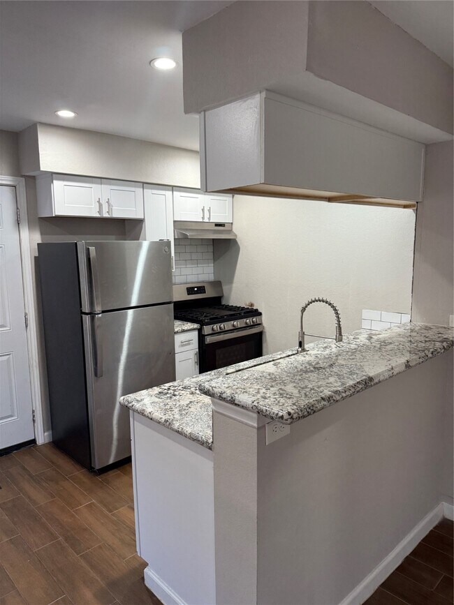 2922 Randolph Rd in Pasadena, TX - Foto de edificio - Building Photo