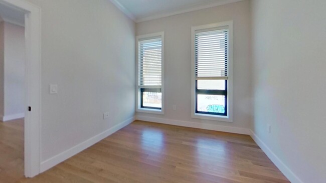 18 Highgate St, Unit 102 in Boston, MA - Building Photo - Building Photo