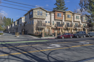 Poetry Garden Townhomes in Concord, CA - Building Photo - Building Photo