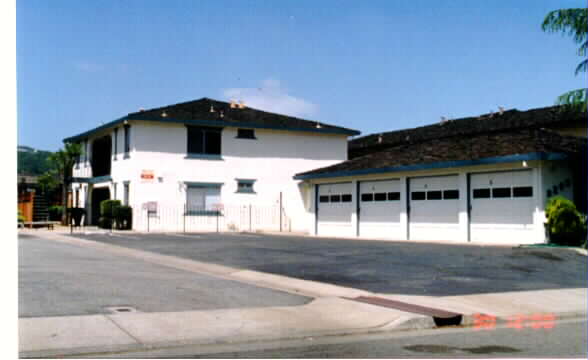 8203 Kelton Dr in Gilroy, CA - Foto de edificio - Building Photo