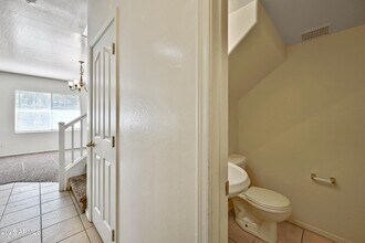 1528 S Roadrunner Dr in Gilbert, AZ - Building Photo - Building Photo