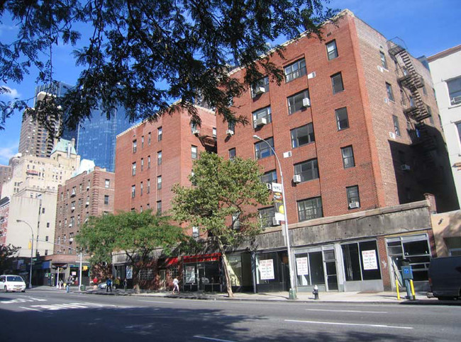 830-840 Ninth Ave in New York, NY - Foto de edificio - Building Photo