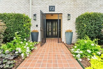 73 Doescher Dr in Harahan, LA - Foto de edificio - Building Photo