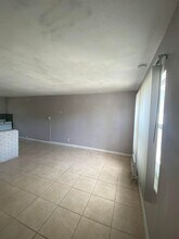 1820 Redbank Rd in North Palm Beach, FL - Building Photo - Building Photo