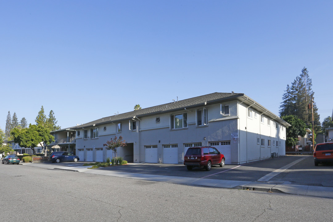 Miramar Way Apartments in Santa Clara, CA - Building Photo