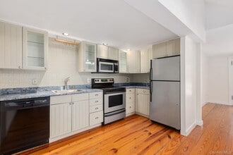 744 Titicus Rd in North Salem, NY - Building Photo - Building Photo