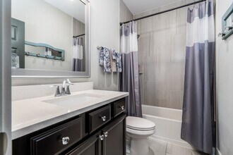 968 Ford Pines Ln in Houston, TX - Building Photo - Building Photo